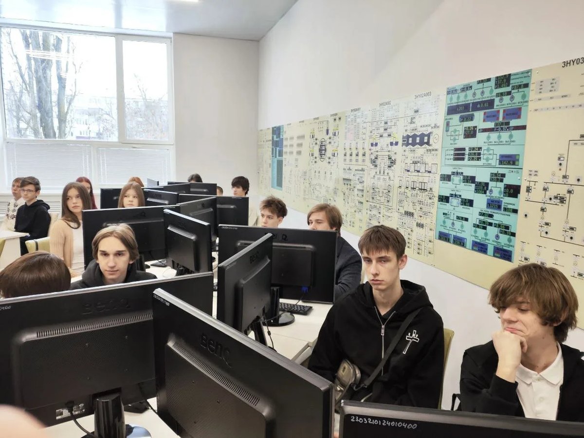 Погружение в будущее - незабываемая экскурсия в МИФИ!